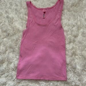 Skims tank size M